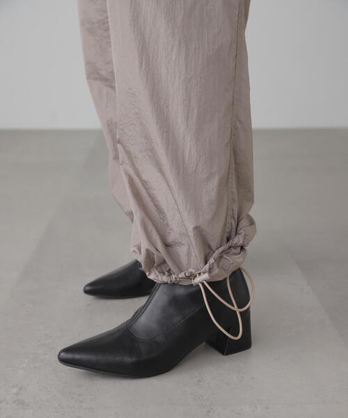 FREE'S MART（フリーズマート）の「◆ジップポケットパラシュートパンツ（その他パンツ・レディース・ブラック/グレー・LARGE/MEDIUM）」の4枚目の写真