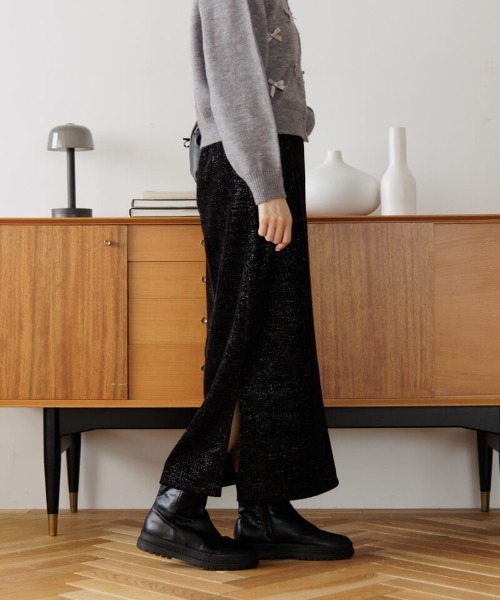 flower(フラワー)の「スパークルニットスカート(スカート・レディース・アイボリー/ブラック・FREE)」の3枚目の写真