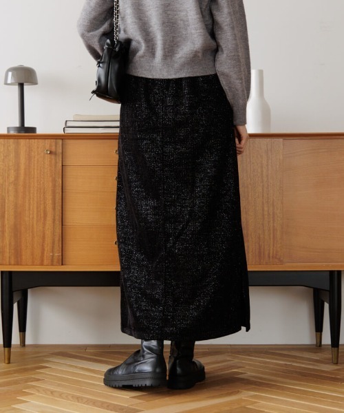 flower(フラワー)の「スパークルニットスカート(スカート・レディース・アイボリー/ブラック・FREE)」の4枚目の写真