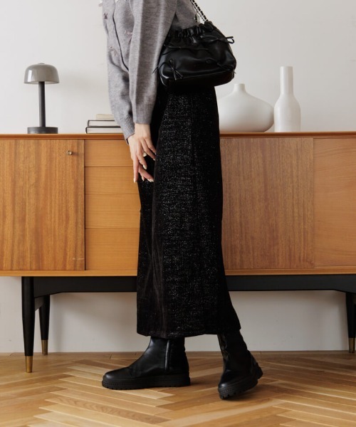 flower(フラワー)の「スパークルニットスカート(スカート・レディース・アイボリー/ブラック・FREE)」の5枚目の写真