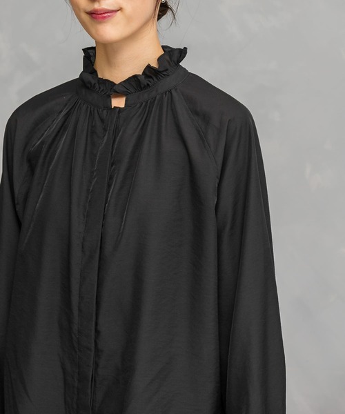 URBAN RESEARCH ROSSO WOMEN(アーバンリサーチ ロッソ)の「セミシアーフリルディテールブラウス(シャツ/ブラウス・レディース・オレンジ/ブラック/アイボリー・FREE)」の14枚目の写真