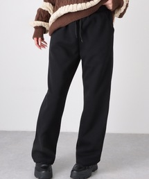 DAYRA（デイラ）の「裏起毛あり/なし 選べる2タイプ ソリッドカラー ストレート セミワイド イージー パンツ（スウェットパンツ）」