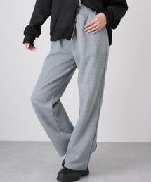 DAYRA（デイラ）の「裏起毛あり/なし 選べる2タイプ ソリッドカラー ストレート セミワイド イージー パンツ（スウェットパンツ）」