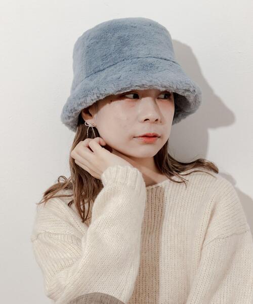 SMELLY(スメリー)の「ファーバケットハット(ハット・レディース・ライトブルー/アイボリー/ブラック・-)」の12枚目の写真