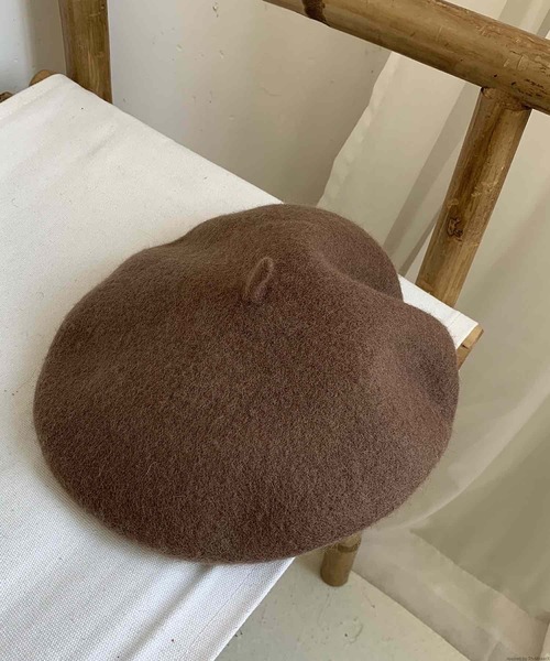 TONE SELECT GOODS（トーンセレクトグッズ）の「pur chouchou/シンプル ベレー帽 P4378（ハンチング/ベレー帽・レディース・グリーン/ブラウン/ライトグリーン/ベージュ/イエロー/ネイビー/ブルー/グレー/アイボリー/ブラック・FREE）」の4枚目の写真