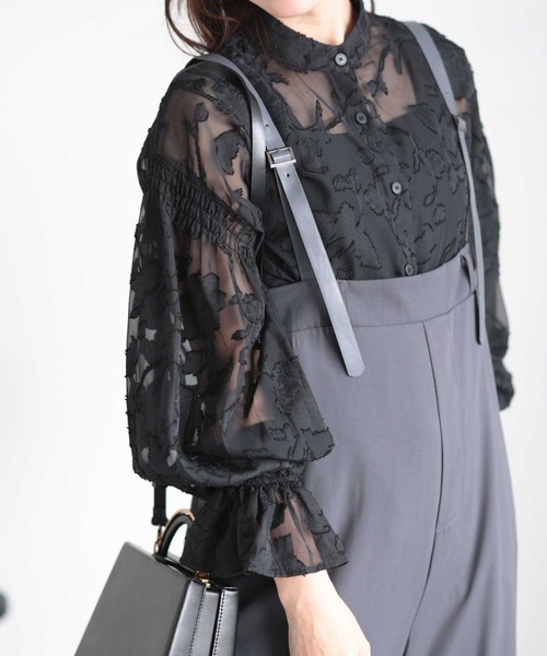 Sawa a la mode（サワアラモード）の「ジャガードフラワーブラウス（シャツ/ブラウス・レディース・アイボリー/ブラック・FREE）」の2枚目の写真