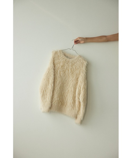 BLACK BY MOUSSY（ブラックバイマウジー）の「shaggy knit tops(シャギーニットトップス)（ニット/セーター・レディース・ライトカーキ/ライトブルー/オフホワイト・FREE）」の4枚目の写真