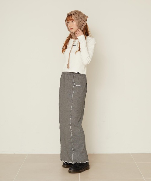 MILKFED.(ミルクフェド)の「KNITTED BABUSHKA(ニットキャップ/ビーニー・レディース・オフホワイト/ブラック/ベージュ・ONE SIZE)」の9枚目の写真