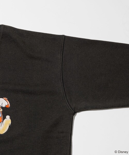 FREAK’S STOREミッキーマウスフロッキープリントクルーネックスウェット FREAK'S STORE（フリークスストア）の「FREAK'S STORE