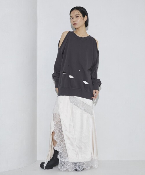 Firsthand（ファーストハンド）の「Firsthand/ファーストハンド ダメージスリットスウェットクルー（スウェット・レディース・グレー/チャコールグレー・FREE）」の2枚目の写真