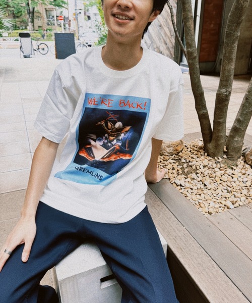 minius(ミニウス)の「『グレムリン/GREMLINS』"""WE'RE BACK!"" T-Shirt" 半袖プリントTシャツ ビックシルエット ピグメント加工 ヴィンテージライク(Tシャツ/カットソー・メンズ・チャコール/ホワイト・X-LARGE/LARGE/MEDIUM)」の10枚目の写真