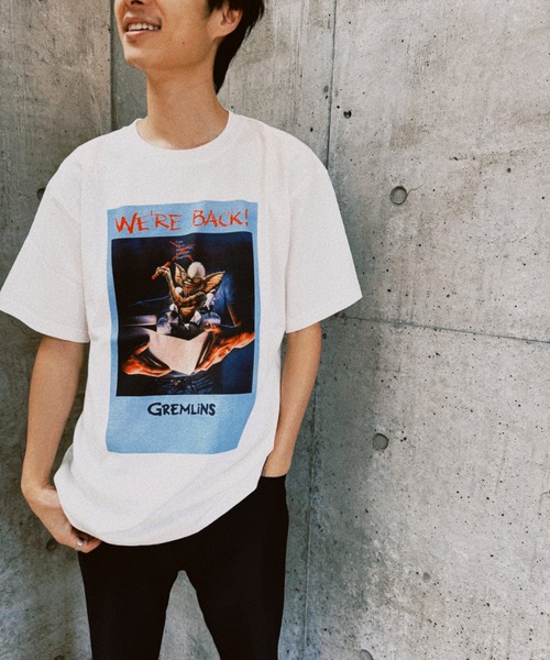 minius(ミニウス)の「『グレムリン/GREMLINS』"""WE'RE BACK!"" T-Shirt" 半袖プリントTシャツ ビックシルエット ピグメント加工 ヴィンテージライク(Tシャツ/カットソー・メンズ・チャコール/ホワイト・X-LARGE/LARGE/MEDIUM)」の4枚目の写真