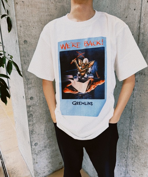 minius(ミニウス)の「『グレムリン/GREMLINS』"""WE'RE BACK!"" T-Shirt" 半袖プリントTシャツ ビックシルエット ピグメント加工 ヴィンテージライク(Tシャツ/カットソー・メンズ・チャコール/ホワイト・X-LARGE/LARGE/MEDIUM)」の5枚目の写真