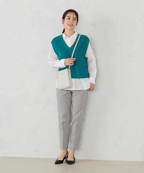 MONO COMME CA(モノコムサ)の「コンパクトスクエアショルダー(ショルダーバッグ・レディース・ホワイト/グレー/ブラック・FREE)」の6枚目の写真