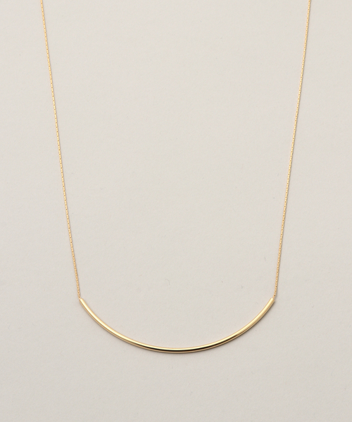 SLOBE IENA(スローブイエナ)の「SLOBE カーブネックレス(ネックレス・レディース・ゴールド・FREE)」の1枚目の写真