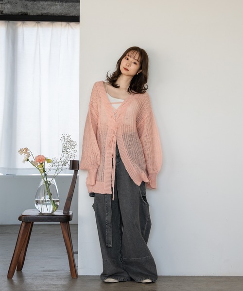mideal(マイディール)の「2way lace up sheer cardigan / 2way レースアップシアーカーディガン(ニット/セーター・レディース・ライトベージュ/ピンク/ライトグリーン・FREE)」の3枚目の写真