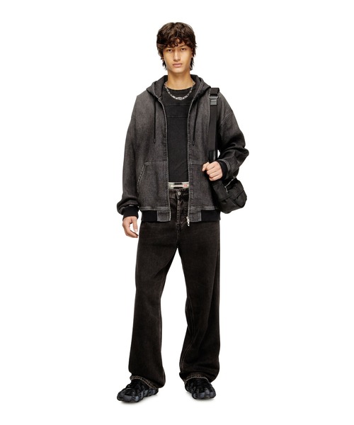 DIESEL(ディーゼル)の「メンズ トラックデニム パーカー D-GIRI-S TRACK(パーカー・メンズ・ブラック系その他・LARGE/MEDIUM/SMALL/X-LARGE/XX-LARGE)」の3枚目の写真