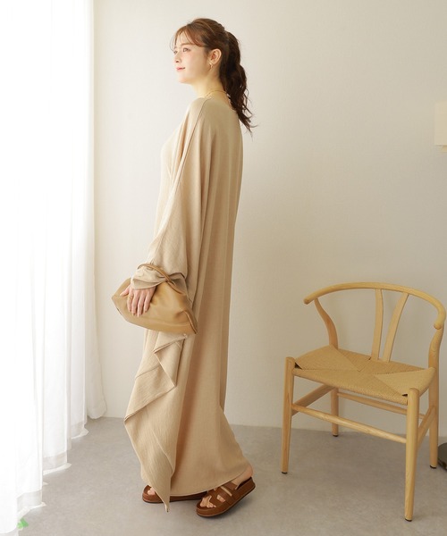 LAULEN(ローレン)の「dolman sleeve long dress /ドルマンスリーブ ロングワンピース (ワンピース・レディース・ブラウン/ベージュ/ブラック・FREE)」の13枚目の写真