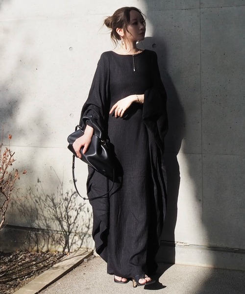 LAULEN(ローレン)の「dolman sleeve long dress /ドルマンスリーブ ロングワンピース (ワンピース・レディース・ブラウン/ベージュ/ブラック・FREE)」の14枚目の写真