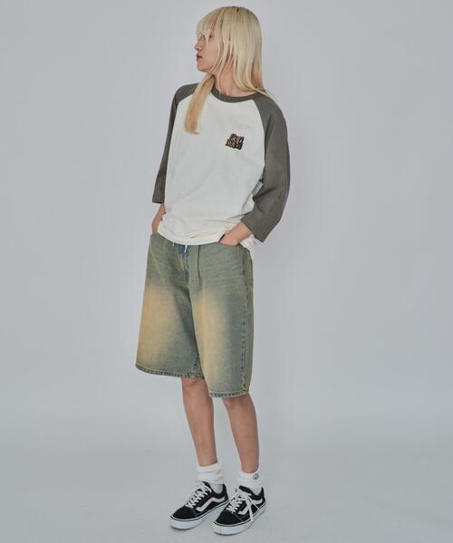 BEN DAVIS(ベンデイビス)の「∴WEGO/別注BENDAVISグラフィックラグランT(Tシャツ/カットソー・メンズ・アイボリー/ホワイト・MEDIUM/LARGE)」の7枚目の写真