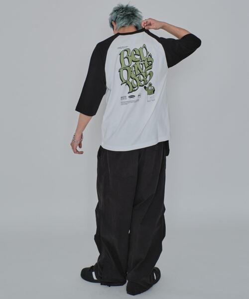BEN DAVIS(ベンデイビス)の「∴WEGO/別注BENDAVISグラフィックラグランT(Tシャツ/カットソー・メンズ・アイボリー/ホワイト・MEDIUM/LARGE)」の13枚目の写真