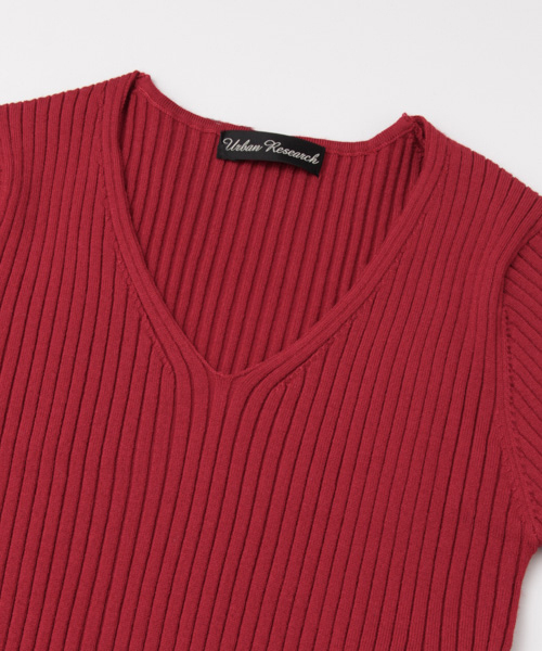 URBAN RESEARCH（アーバンリサーチ）の「UR ワイドリブVネックプルオーバー（ニット/セーター・レディース・レッド/カーキ/ネイビー/オフホワイト・FREE）」の6枚目の写真