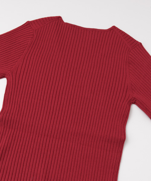 URBAN RESEARCH（アーバンリサーチ）の「UR ワイドリブVネックプルオーバー（ニット/セーター・レディース・レッド/カーキ/ネイビー/オフホワイト・FREE）」の11枚目の写真