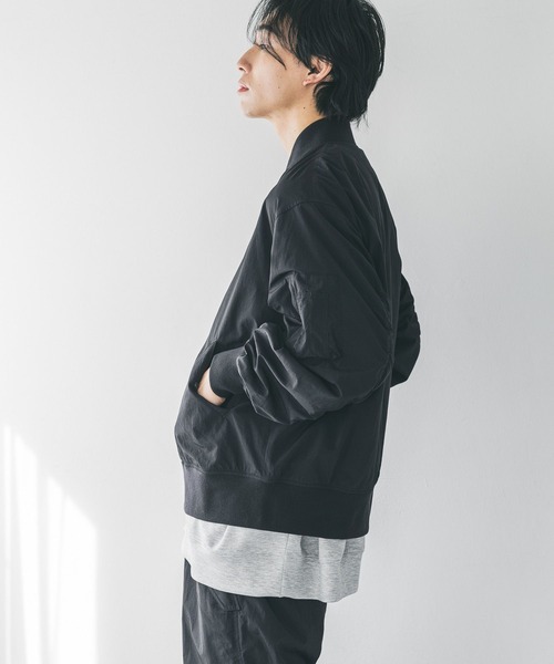 LOWRYS FARM(ローリーズファーム)の「ナイロンMA1 288791(MA-1・メンズ・ブラック/アイボリー・LARGE/MEDIUM)」の7枚目の写真