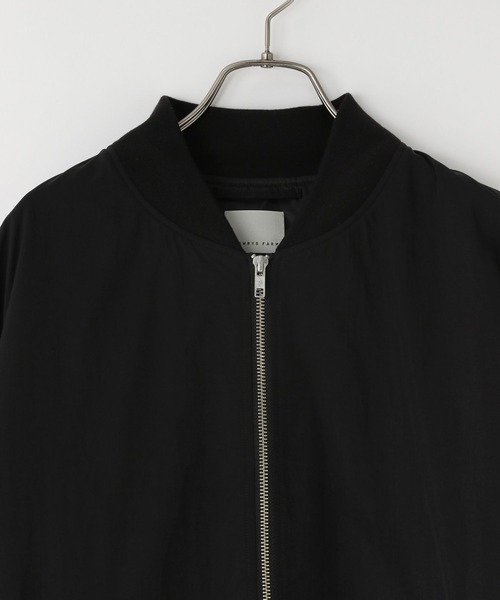 LOWRYS FARM(ローリーズファーム)の「ナイロンMA1 288791(MA-1・メンズ・ブラック/アイボリー・LARGE/MEDIUM)」の11枚目の写真