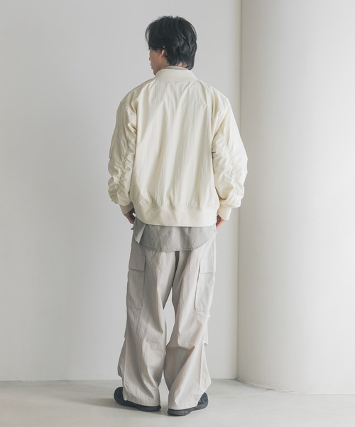 LOWRYS FARM(ローリーズファーム)の「ナイロンMA1 288791(MA-1・メンズ・ブラック/アイボリー・LARGE/MEDIUM)」の22枚目の写真