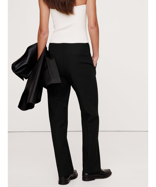 Banana Republic(バナナリパブリック)の「ハイライズ モダンスリム リファインド アンクルパンツ(その他パンツ・レディース・ネイビー/アイボリー/ブラック・2/0/4/6/8)」の8枚目の写真