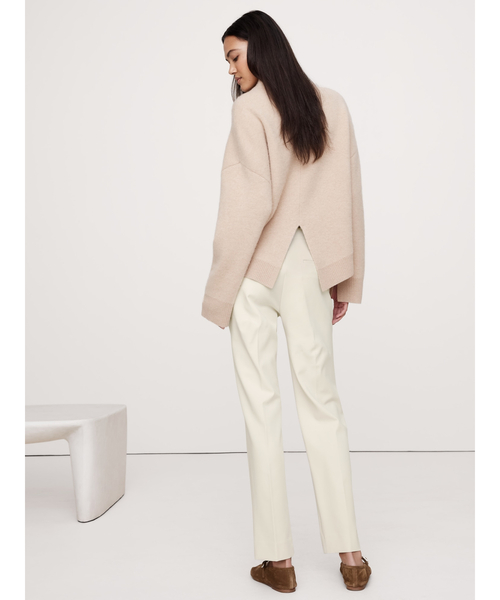 Banana Republic(バナナリパブリック)の「ハイライズ モダンスリム リファインド アンクルパンツ(その他パンツ・レディース・ネイビー/アイボリー/ブラック・2/0/4/6/8)」の9枚目の写真