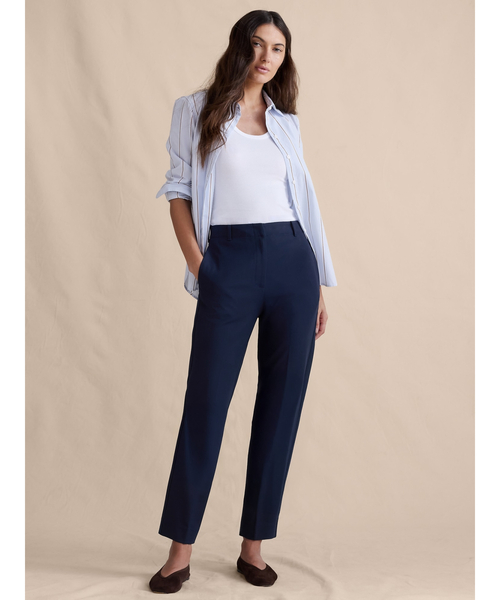 Banana Republic(バナナリパブリック)の「ハイライズ モダンスリム リファインド アンクルパンツ(その他パンツ・レディース・ネイビー/アイボリー/ブラック・2/0/4/6/8)」の20枚目の写真