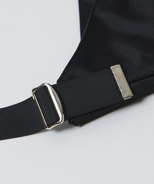 OUTDOOR PRODUCTS（アウトドアプロダクツ）の「OUTDOOR PRODUCTS/アウトドアプロダクツ Triangle Bag/トライアングルバッグ(限定展開)（ショルダーバッグ・メンズ・ブラック/ベージュ/チャコールグレー・FREE）」の22枚目の写真