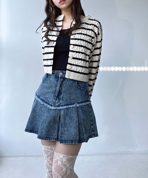 AS KNOW AS plus(アズノゥアズプラス)の「●切替えフリンジ ボックスプリーツデニムミニスカート(スカート・レディース・ブルー系/ブラック系/イエロー系/ブルー系1/サックスブルー系/イエロー系その他/ブラック系その他/その他・FREE)」の22枚目の写真