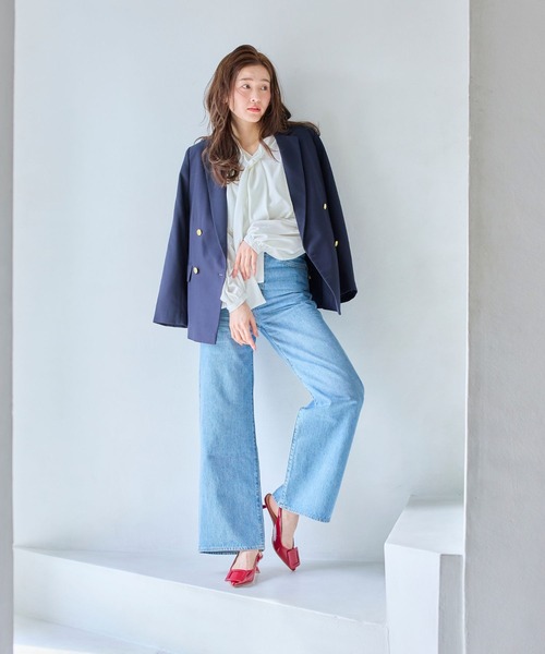 ALUNE(アルネ)の「バックル付きバックベルトパンプス(パンプス・レディース・レッド/シルバー/ブラック/ライトベージュ・24cm/23.5cm/22.5cm/23cm/24.5cm)」の13枚目の写真
