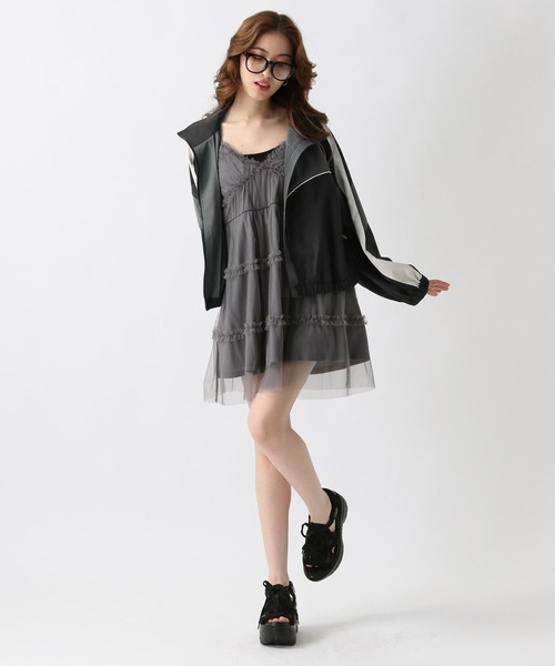 FOREVER 21（フォーエバー トゥエンティーワン）の「【2025SS】配色トラックブルゾン（ブルゾン・レディース・ブラック/オフホワイト/グレー・FREE）」の13枚目の写真