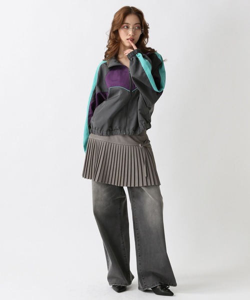 FOREVER 21（フォーエバー トゥエンティーワン）の「【2025SS】配色トラックブルゾン（ブルゾン・レディース・ブラック/オフホワイト/グレー・FREE）」の5枚目の写真