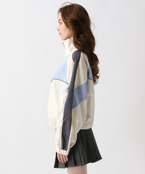 FOREVER 21（フォーエバー トゥエンティーワン）の「【2025SS】配色トラックブルゾン（ブルゾン・レディース・ブラック/オフホワイト/グレー・FREE）」の18枚目の写真