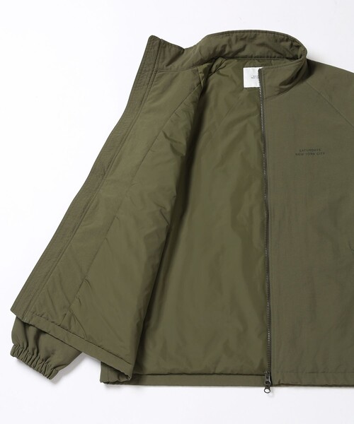 Saturdays NYC(サタデーズ ニューヨークシティ )の「Ripstop Padded Light Jacket(ナイロンジャケット・メンズ・オリーブ/ベージュ・M/S/L/XL)」の9枚目の写真