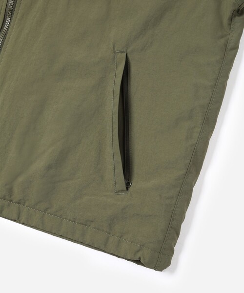 Saturdays NYC(サタデーズ ニューヨークシティ )の「Ripstop Padded Light Jacket(ナイロンジャケット・メンズ・オリーブ/ベージュ・M/S/L/XL)」の12枚目の写真