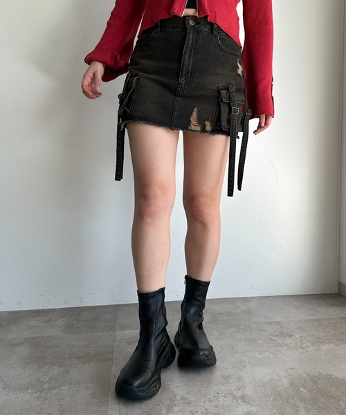 apres jour mignon（アプレジュールミニョン）の「【SETUP可能】ローウエストデニムカーゴミニスカート（スカート・レディース・ブルー/ブラック・X-LARGE/フリー）」の8枚目の写真