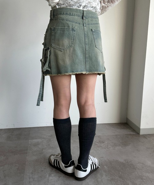 apres jour mignon（アプレジュールミニョン）の「【SETUP可能】ローウエストデニムカーゴミニスカート（スカート・レディース・ブルー/ブラック・X-LARGE/フリー）」の21枚目の写真