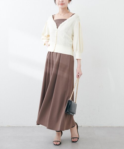 natural couture(ナチュラルクチュール)の「【WEB限定】メッシュ編みクリア釦カーディガン(ニット/セーター・レディース・レッド/モカ/アイボリー/ブラック・FREE)」の11枚目の写真