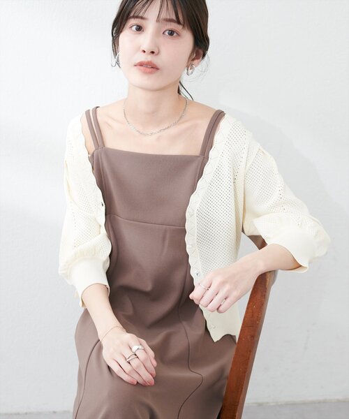 natural couture(ナチュラルクチュール)の「【WEB限定】メッシュ編みクリア釦カーディガン(ニット/セーター・レディース・レッド/モカ/アイボリー/ブラック・FREE)」の6枚目の写真