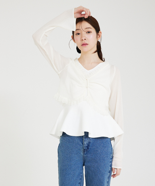 SELFIST(セルフィスト)の「【VOCE掲載】ペプラムノースリーブニット 春服/サマーニット(ニット/セーター・レディース・ベージュ/ブラック/オフホワイト・フリー)」の11枚目の写真