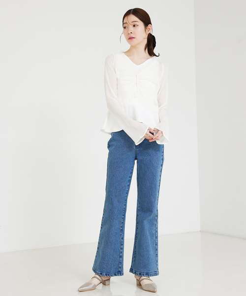 SELFIST(セルフィスト)の「【VOCE掲載】ペプラムノースリーブニット 春服/サマーニット(ニット/セーター・レディース・ベージュ/ブラック/オフホワイト・フリー)」の4枚目の写真