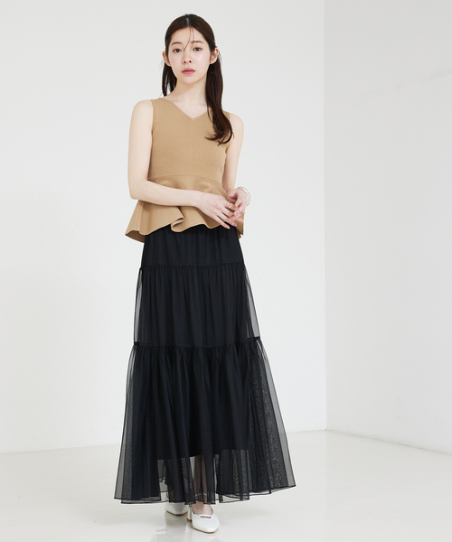 SELFIST(セルフィスト)の「【VOCE掲載】ペプラムノースリーブニット 春服/サマーニット(ニット/セーター・レディース・ベージュ/ブラック/オフホワイト・フリー)」の7枚目の写真