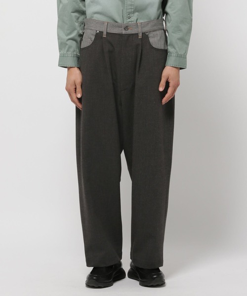 niko and...（ニコアンド）の「デニム切り替えスラックス（スラックス・メンズ・チャコール/ベージュ・LARGE/MEDIUM）」の13枚目の写真