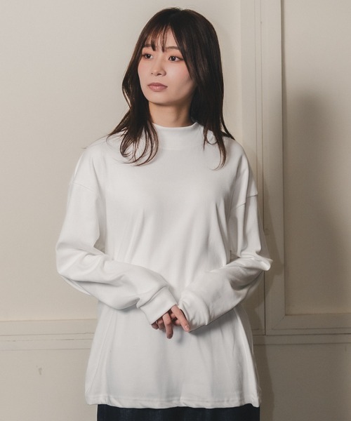 madrepadre(マドレパドレ)の「スムースタッチモックネックプルオーバートップス(その他トップス・レディース・チャコール/ブラウン/ホワイト/ブラック・SMALL/MEDIUM)」の2枚目の写真